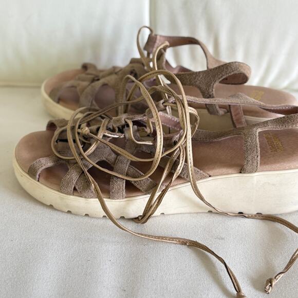 Johnston & Murphy Strappy Sandals 7 Tan Beige Platform 90s Y2K - Picture 3 of 7